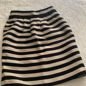 Banana Republic black and cream striped skirt.